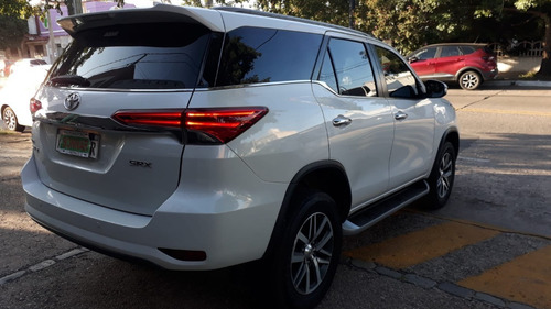 Imagen 11 de 11 de Toyota Sw4 2.8 Srx C/autom 4x4 7 Plazas 2017