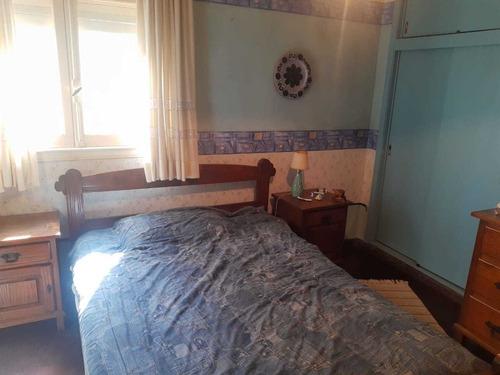 Imagen 11 de 14 de Venta De Chalet Sobre Amplio Lote En Adrogué. Nuevas Condici