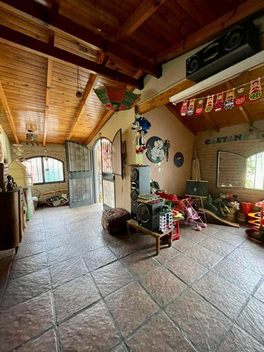 Casa Quinta En Alquiler Para 8 Personas En Parque Leloir Con Quincho Cubierto