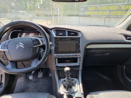 Imagen 15 de 16 de Citroën C4 Lounge 2019 1.6 Hdi 115 Feel Pack