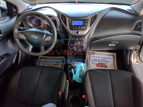 Imagem 8 de 9 de Hyundai Hb20 1.6 Comfort Style Flex Manual