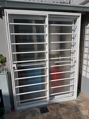 Puerta Reja Para Balcon 200x200cm En Caño Horizontal