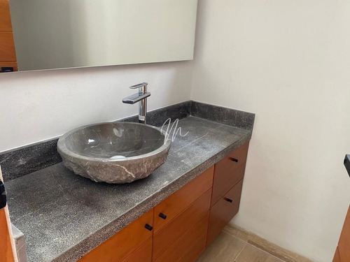 Imagen 9 de 24 de Casa En Venta En Lagos Del Sol, En Cancún