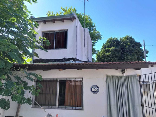 Imagen 1 de 7 de Venta Casa 3 Ambientes Con Garage P/ 2 Autos, Chilavert