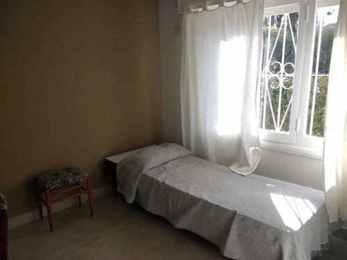Imagen 6 de 14 de Pinamar Centro , 2 Pers. Marzo $ 5000 Por Noche ,ropa Blanca
