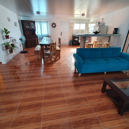 Chacra Quinta Casa De Campo Pueblo Edén, !!! Piscina Climatizada !!! Parrillero. Espejo De Agua Cristalina Paz Y Tranquilidad Disfrute De La Naturaleza!!!! Casa Ladrillo 7, Amarilla 12 Huésped