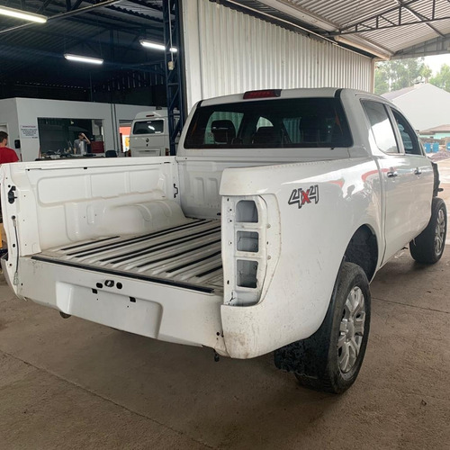 Imagem 2 de 8 de Sucata De Ranger 3.2 Diesel 4x4 Aut 2020 Pra Retirar Peças
