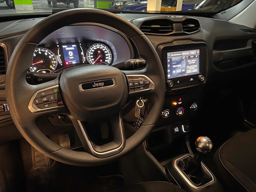 Imagen 12 de 20 de Jeep Renegade 2022 1.8 Sport