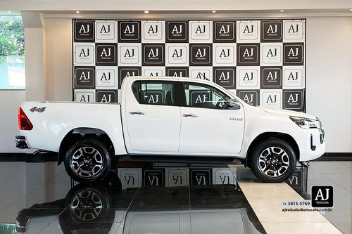 Toyota Hilux 2.8 D-4D TURBO DIESEL CD SRV 4X4 AUTOMÁTICO