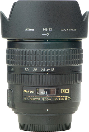 Objetiva Nikon Zoom 18-70mm + 2 Filtros + Parasol Nikon Preto (Usado)