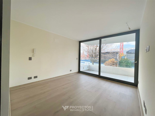 Departamento En Venta De 4 Dorm. En Lo Barnechea