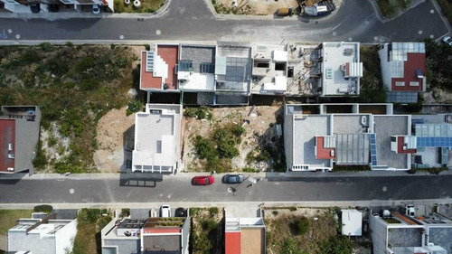 Terreno En Venta En Lago Esmeralda Aqua Iii