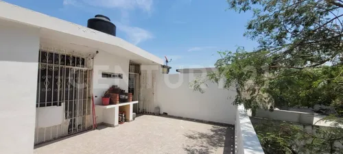 Casa En Venta En Centro, San Nicolás