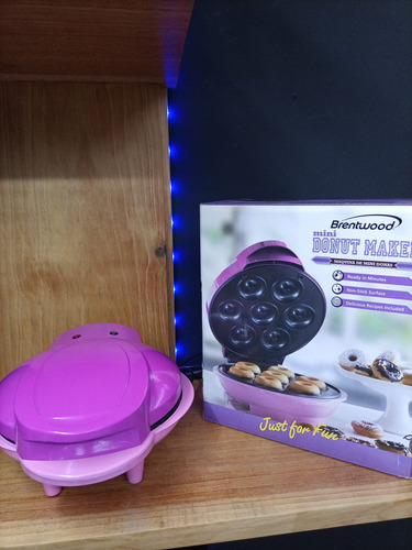 Imagen 4 de 4 de Máquina De Mini Donas Marca Brentwood