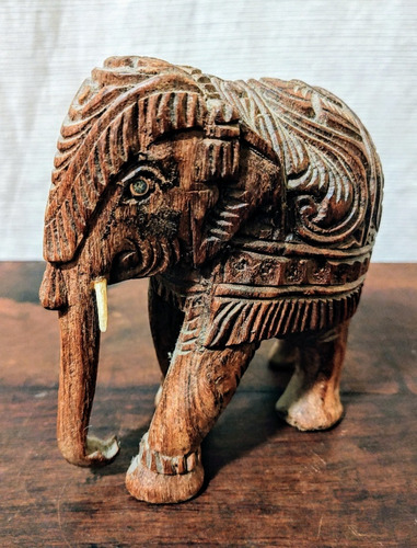 Antigua Figura Tallada Elefante (Usado)
