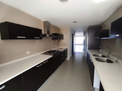 Imagen 6 de 16 de Departamento En Venta En La Vista Towers Puebla