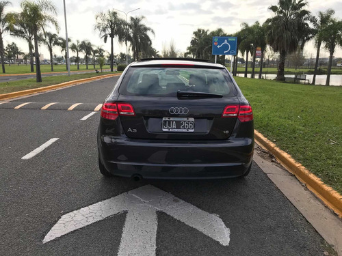 Audi A3 1.6 102cv 2010
