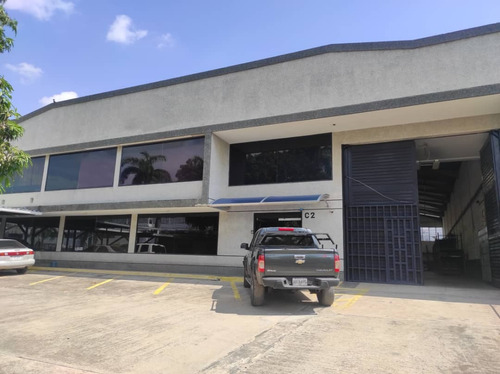 R.p Venta De Impecable Galpón Industrial En Zona Industrial Municipal Norte Código 226783