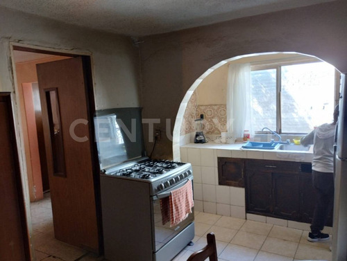 Terreno Con Construcción En Venta En Col. Tepalcates, Iztapalapa