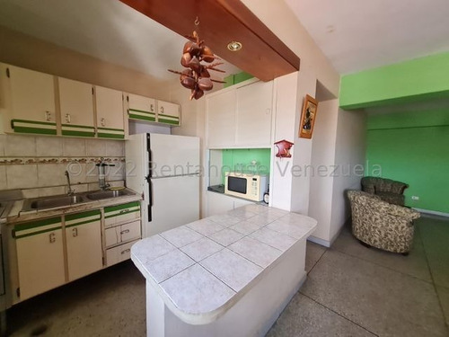 Imagen 8 de 30 de Apartamentos En Venta En Zona Oeste Barquisimeto, Lara #23-1135 Bróker Inmobiliario : Romer Gonzalez