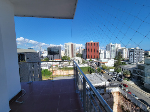 V139 - Venta Apartamento De Lujo En Piantini, Santo Domingo, República Dominicana | 3 Habitaciones | 245 M² | $360,000 Usd | Foxpiantini