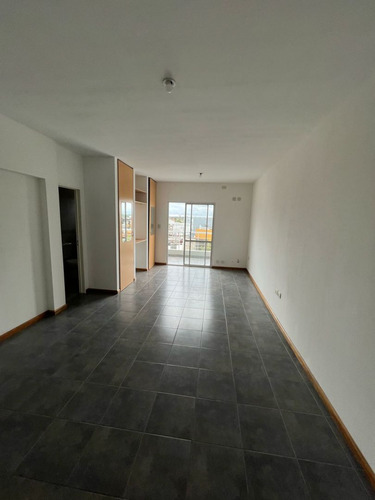 Departamento En Alquiler En Gregorio De Laferrere
