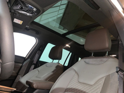 Imagem 6 de 10 de Jeep Commander 1.3 T270 Turbo Overland