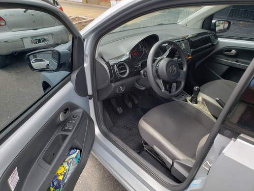 Volkswagen Up! 2014 1.0 High Up! 75cv 5 P
