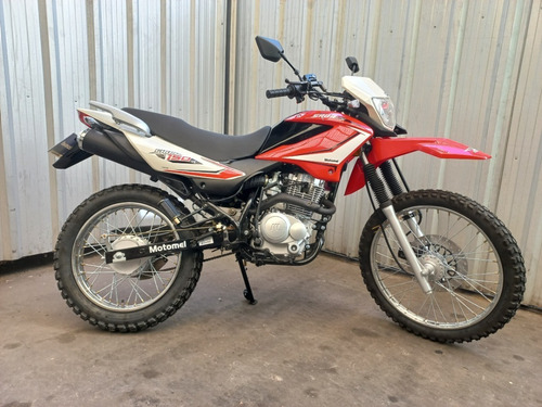 Imagen 3 de 18 de Motomel Skua 150 V6 Av 1