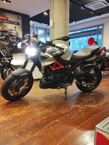 Imagen 1 de 15 de Aprilia Shiver 900 Año 2020