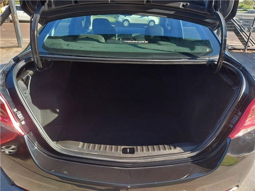 Imagem 10 de 12 de Chevrolet Prisma 1.4 Mpfi Lt 8v Flex 4p Manual