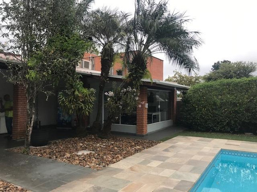 Casa Em Granja Viana, Cotia/sp De 342m² 3 Quartos Para Locação R$ 18.000,00/mes - Ca327513