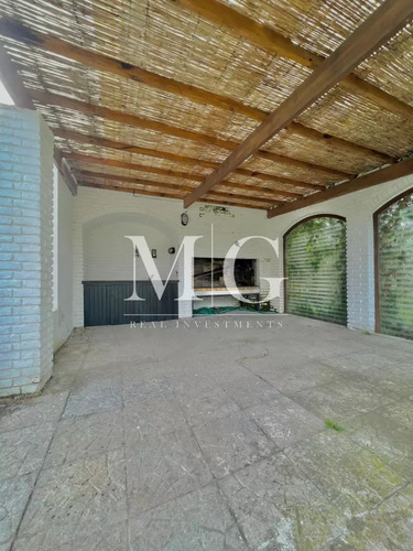 Alquiler Anual Casa Zona Golf 3 Dormitorios + Dep.servicio, Piscina Y Barbacoa