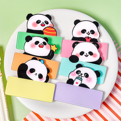 Lindo Broche Acrílico Con El Nombre De Un Panda, Bonito, Esc