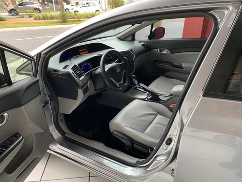 Imagem 10 de 14 de Honda Civic 2015 2.0 Lxr Flex Aut. 4p