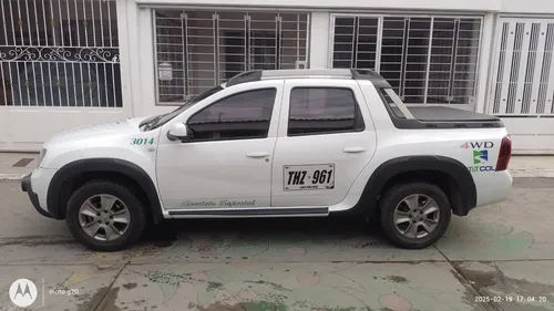Renault Duster Oroch 2.0 Intens 4X4