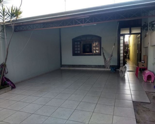 Imagem 2 de 6 de Casa Para Venda - 1749