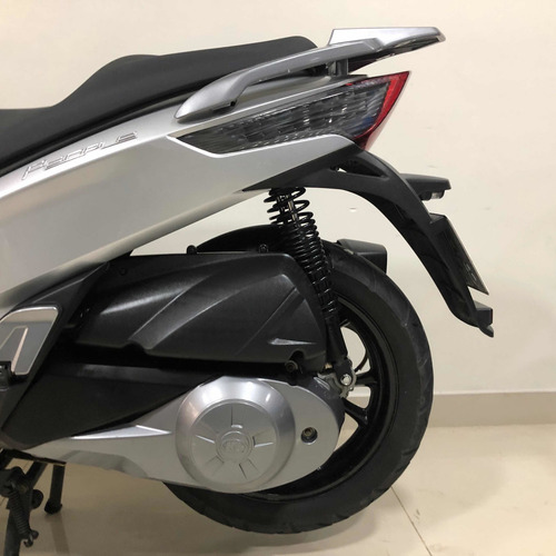 Imagen 10 de 15 de Kymco People 300 Scooter Usado 2015 Gti 300s Permutas Cuotas