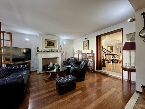 Casa En Venta 3 Dormitorios En Lourdes Rosario