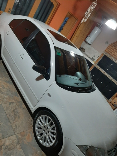 Volkswagen Bora 1.8 Highline T 180cv 2013