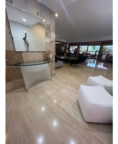 Vendo Casa 565m2 4h+2s/7b/5p Caurimare 6955