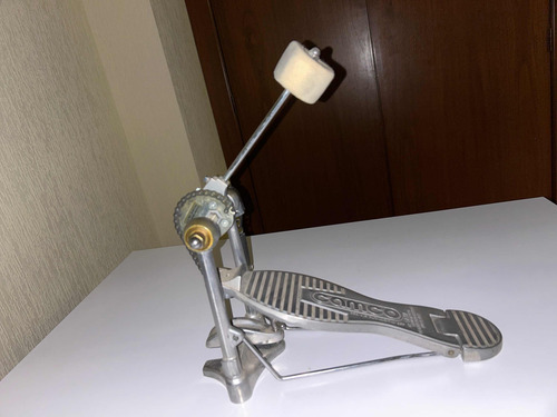 Pedal De Bombo De Batería Profesional Marca Camco By Tama (Usado)
