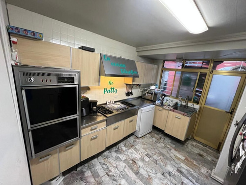 Cc En Venta Amplia Y Cómoda Casa, Los Reyes, Coyoacan