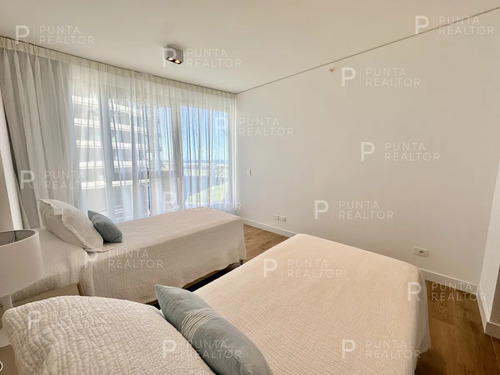 Departamento Alquiler 4 Dormitorios Trump Tower, Punta Del Este, Playa Brava, Uruguay