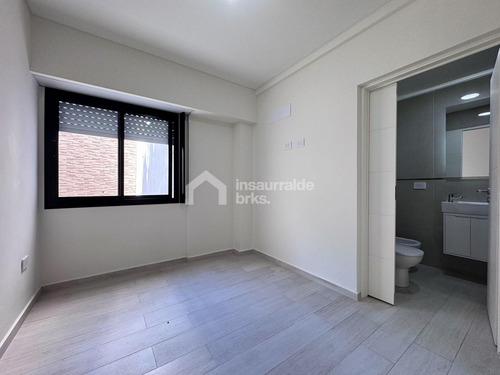 Departamento En Venta 3 Ambientes Con Patio Y Jardín, Villa Luro. 2 Dormitorios 2 Baños Y Toilette