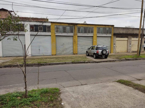 Imagen 6 de 8 de Venta De Locales En Block En Lote De 355 M2 - Banfield