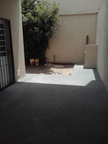 Casa Nueva 2 Plant 2 Hab Cochera Parilla Parque Alarma