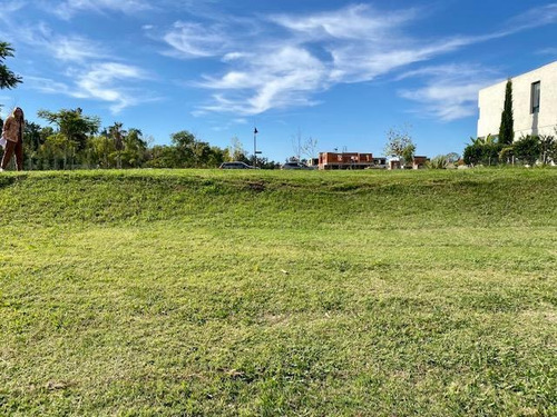 Imagen 4 de 15 de Terreno - El Yacht