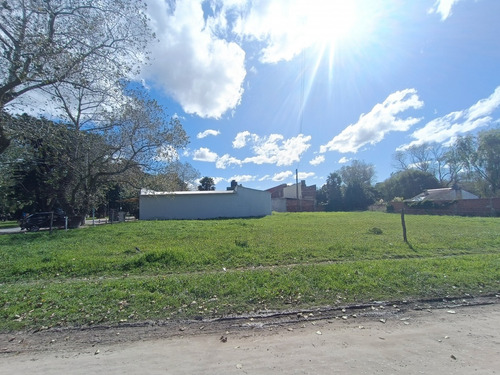 Venta Tres Lotes En Barrio Felix U Camet A Cuadras De La Costa