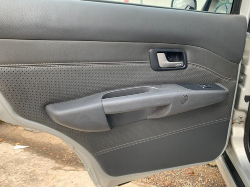 Imagem 8 de 14 de Fiat Palio Weekend 1.8 16v 4p Flex Adventure Locker